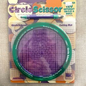 EK Success New Circle Scissor NWT